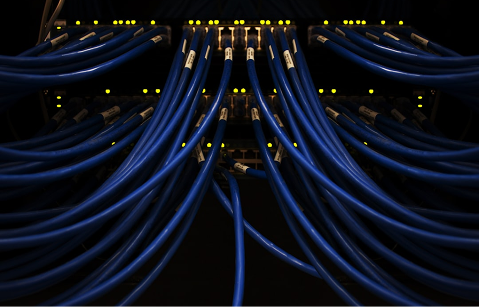 ANGON forms editor interface with drag and drop elements